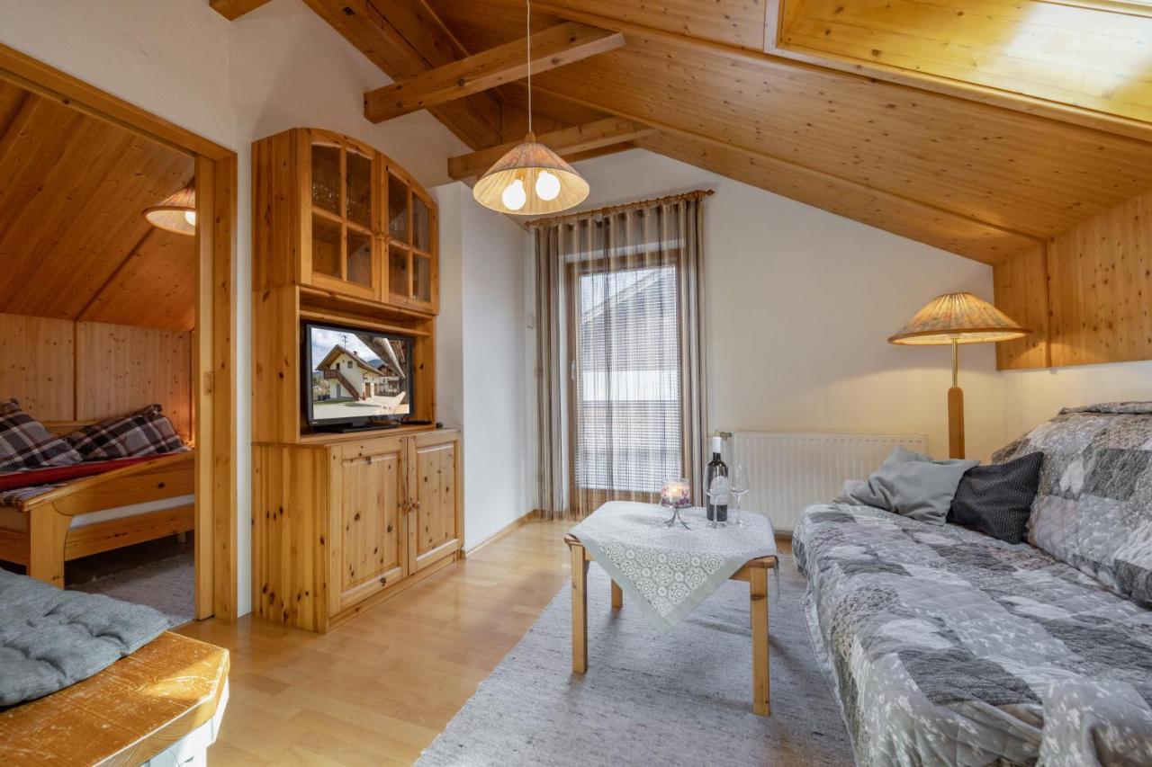 Ferienhaus Schmied Egg bei Hermagor ภายนอก รูปภาพ